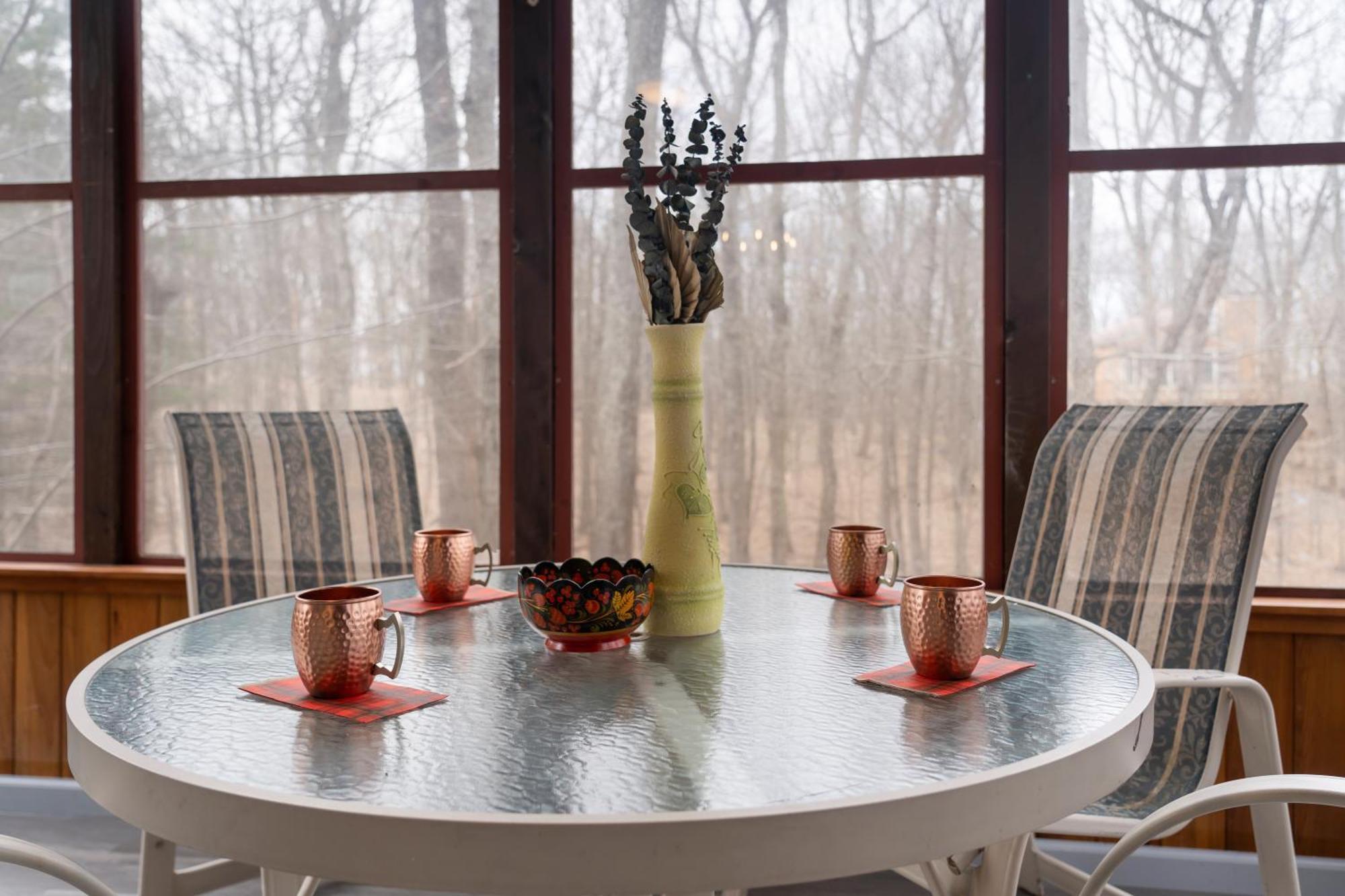 Holiday home Open Concept-hottub-sauna-billiard-poker *
